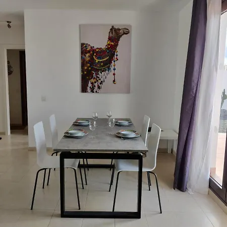 Lanzarote Deluxe & Pool *