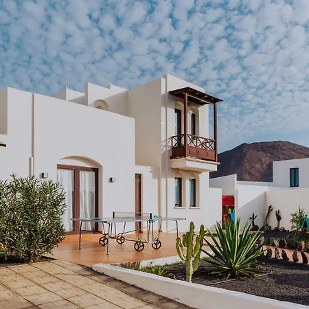 וילה Lanzarote Deluxe & Pool