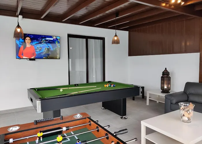 Lanzarote Deluxe & Pool بلايا بلانكا