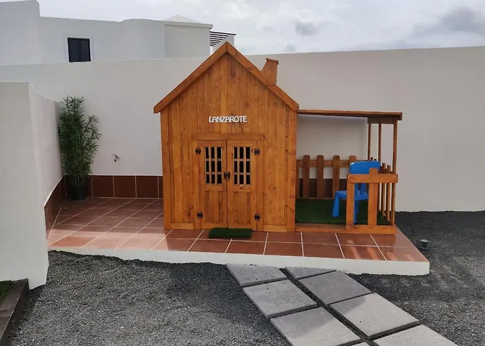 فيلة Lanzarote Deluxe & Pool