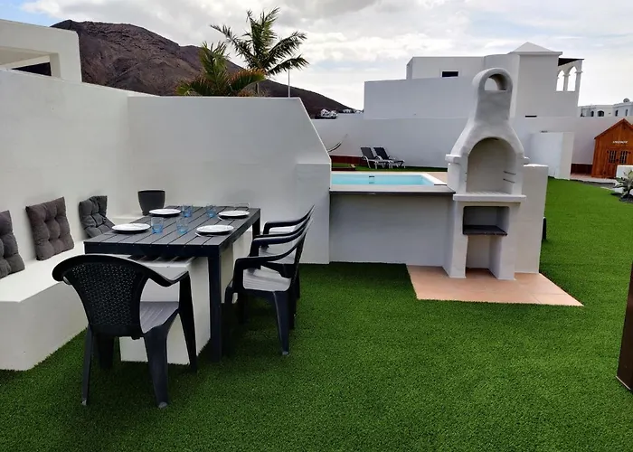 Lanzarote Deluxe & Pool فيلة