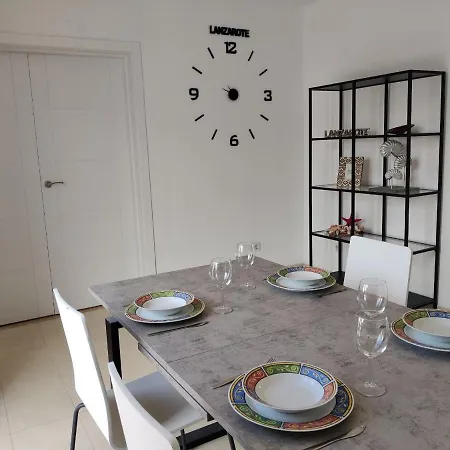 Lanzarote Deluxe & Pool Villa