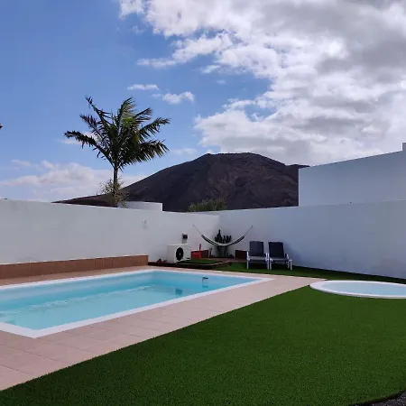 Lanzarote Deluxe & Pool Playa Blanca