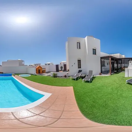 Lanzarote Deluxe & Pool Playa Blanca (Lanzarote)