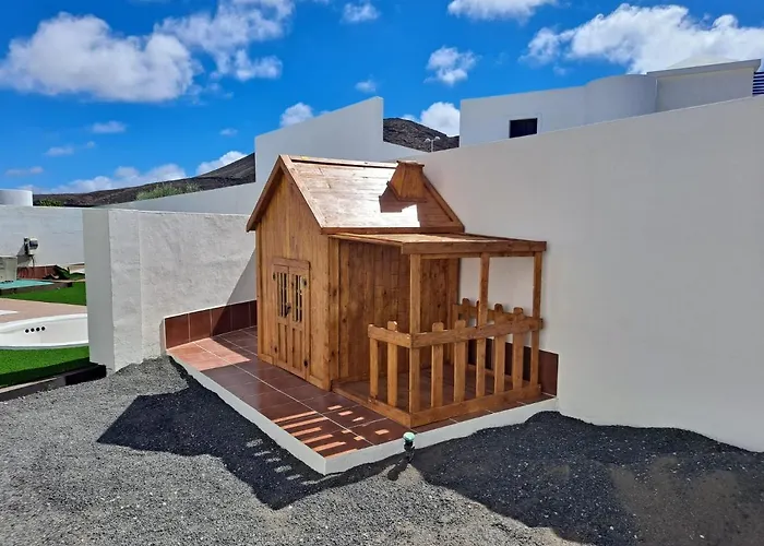 Lanzarote Deluxe & Pool * פלאיה בלנקה