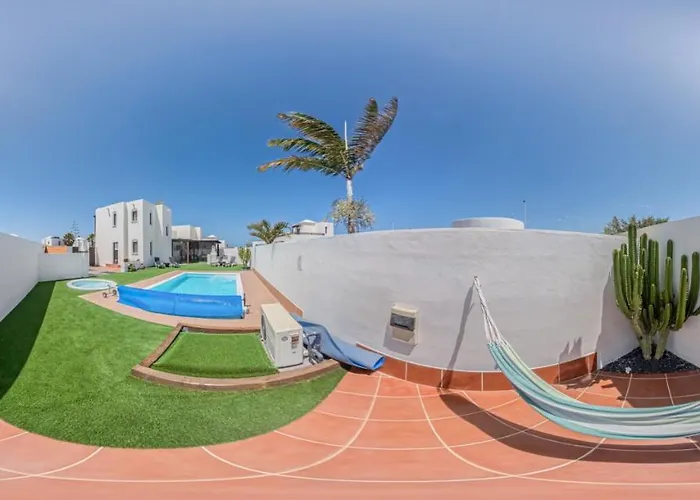 Lanzarote Deluxe & Pool * פלאיה בלנקה