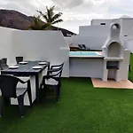 Lanzarote Deluxe & Pool Villa