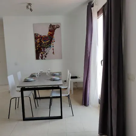 Lanzarote Deluxe & Pool فيلة