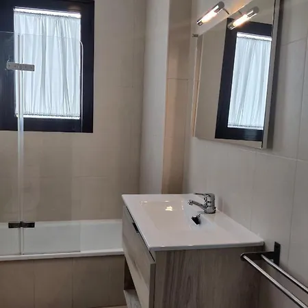 Lanzarote Deluxe & Pool فيلة