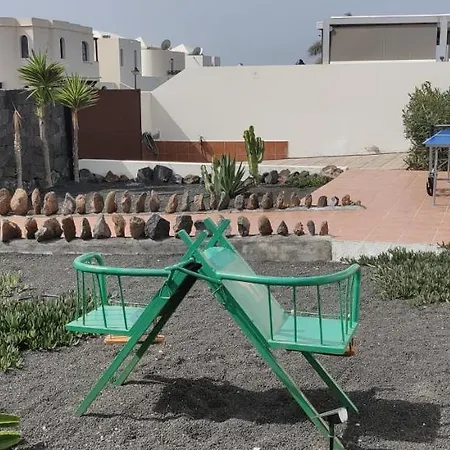 فيلة Lanzarote Deluxe & Pool بلايا بلانكا