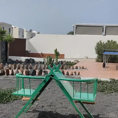 Lanzarote Deluxe & Pool بلايا بلانكا