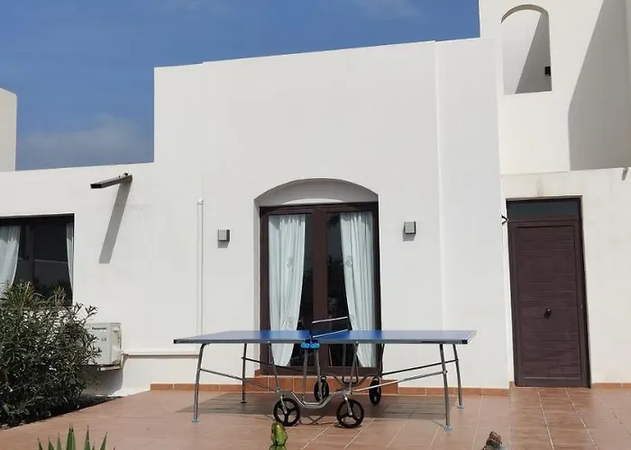 Lanzarote Deluxe & Pool Villa