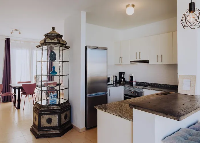 Lanzarote Deluxe & Pool